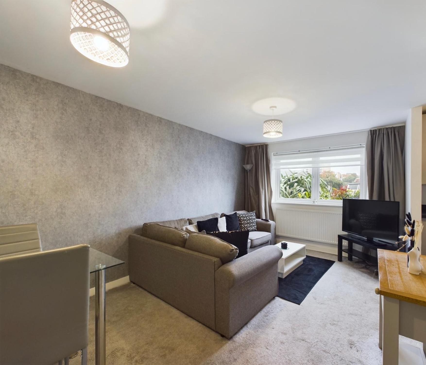 Modern 2 Bed City Apartment With Private Parking Swansea Exteriör bild